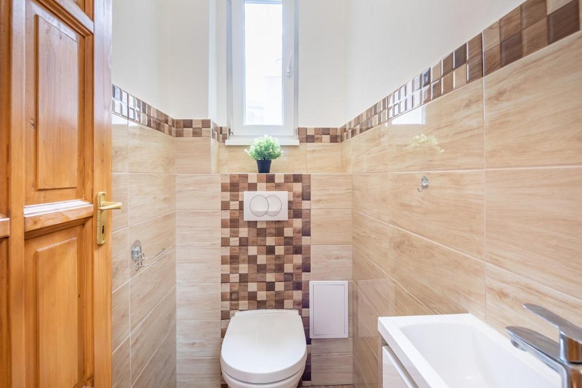 Apartman Star House In The *